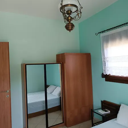 Giannis Comfort House