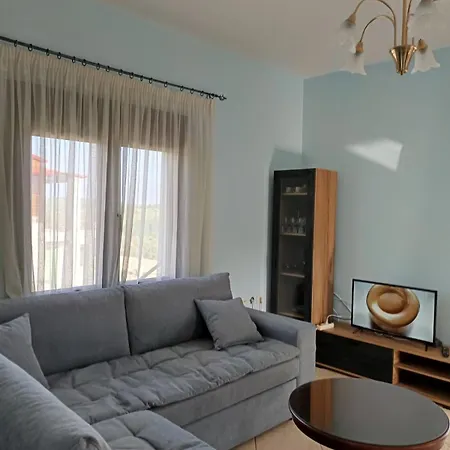 Giannis Comfort House