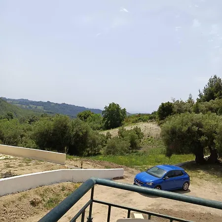 Giannis Comfort House