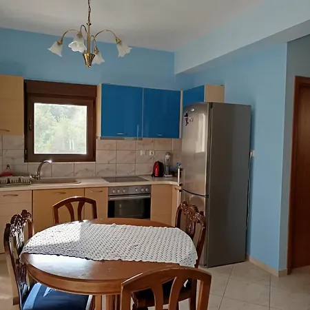 Giannis Comfort House